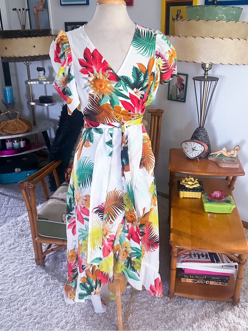 Retro Dress | 1940s Style | Floral | wrap | Ruffle | White Multi | M L | 40s